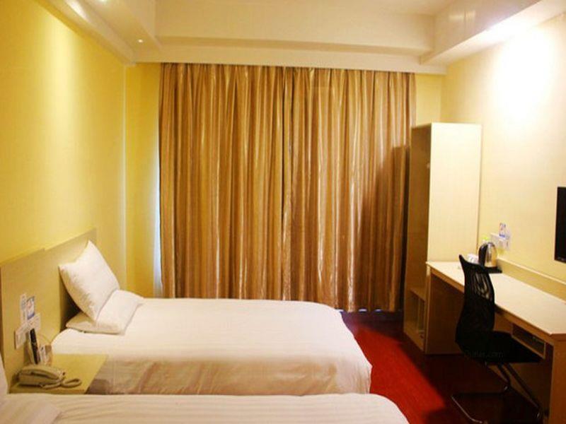 Hanting Hotel Hangzhou Wushan Square Branch Exterior photo